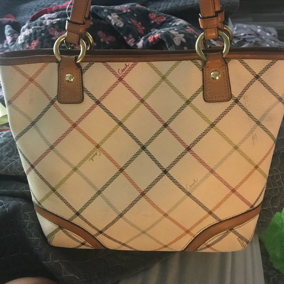 Coach purse - Picture 2 of 4